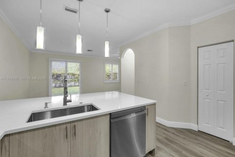 Купить таунхаус в Плантация, Флорида 3 спальни, 185.06м2, № 1997210 - фото 13