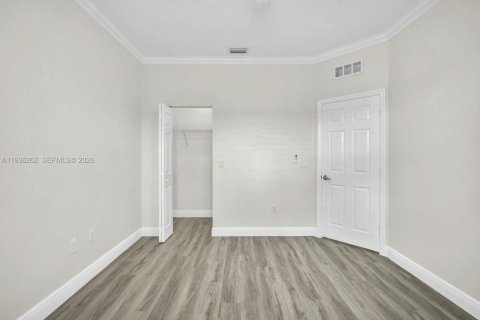 Купить таунхаус в Плантация, Флорида 3 спальни, 185.06м2, № 1997210 - фото 16