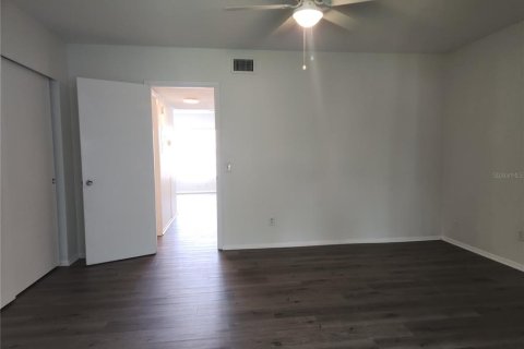 Copropriété à louer à Clearwater, Floride: 1 chambre, 76.64 m2 № 2096534 - photo 9