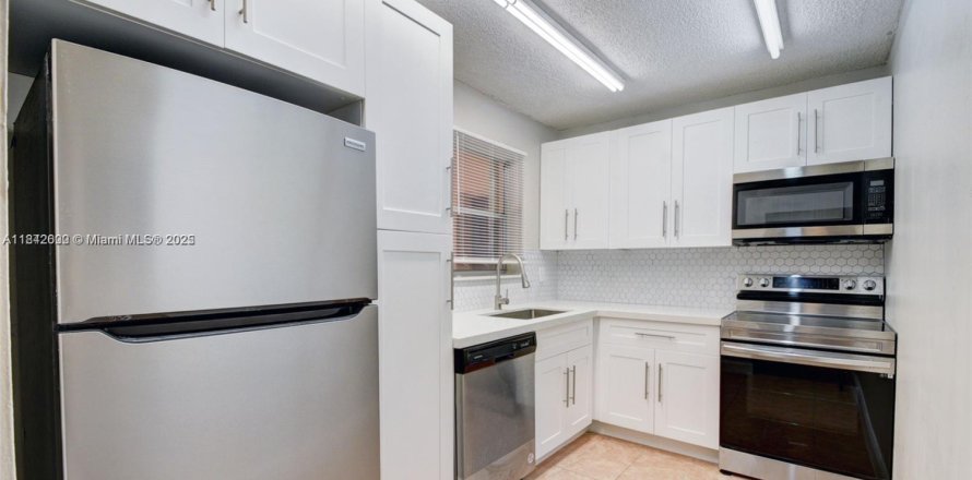 Condo à West Palm Beach, Floride, 2 chambres  № 1834187