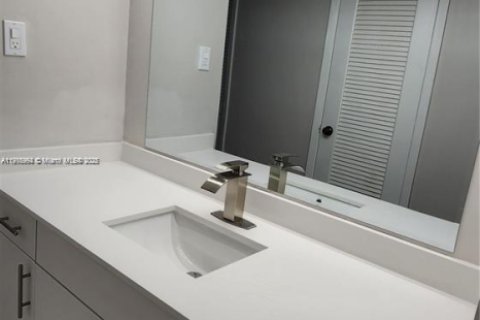 Купить кондоминиум в Авентура, Флорида 1 спальня, 93.37м2, № 2088788 - фото 12