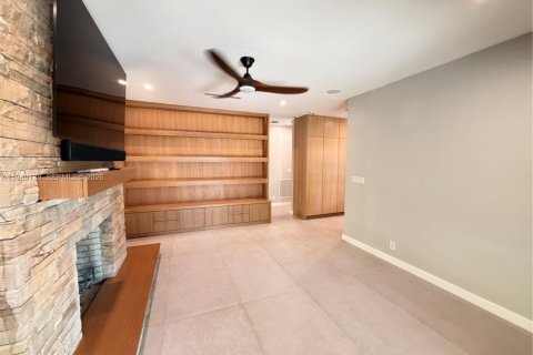 Casa en alquiler en North Miami Beach, Florida, 4 dormitorios, 276.01 m2 № 2154667 - foto 13