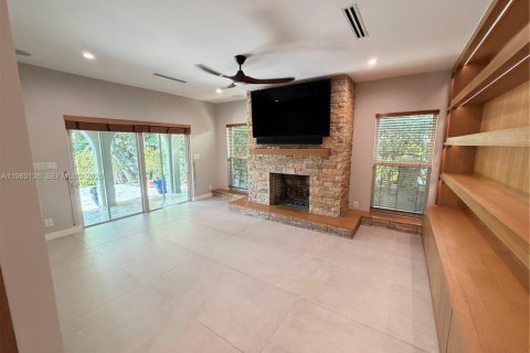 Casa en alquiler en North Miami Beach, Florida, 4 dormitorios, 276.01 m2 № 2154667 - foto 11