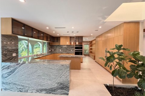 Casa en alquiler en North Miami Beach, Florida, 4 dormitorios, 276.01 m2 № 2154667 - foto 7