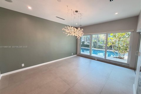 Casa en alquiler en North Miami Beach, Florida, 4 dormitorios, 276.01 m2 № 2154667 - foto 9