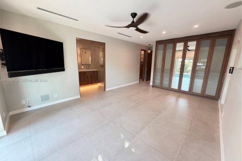 Casa en alquiler en North Miami Beach, Florida, 4 dormitorios, 276.01 m2 № 2154667 - foto 19