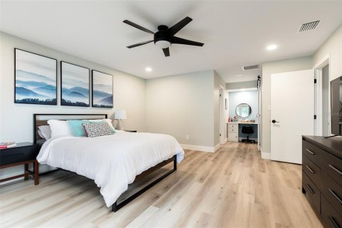 Villa ou maison à vendre à Longwood, Floride: 4 chambres, 247.03 m2 № 2403134 - photo 13
