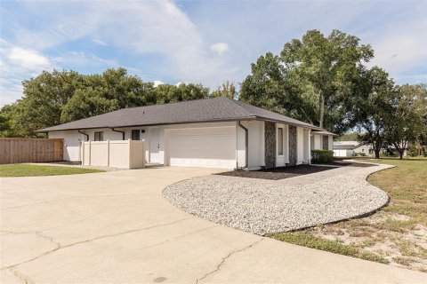 Villa ou maison à vendre à Longwood, Floride: 4 chambres, 247.03 m2 № 2403134 - photo 2