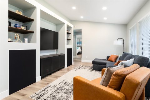 Villa ou maison à vendre à Longwood, Floride: 4 chambres, 247.03 m2 № 2403134 - photo 5