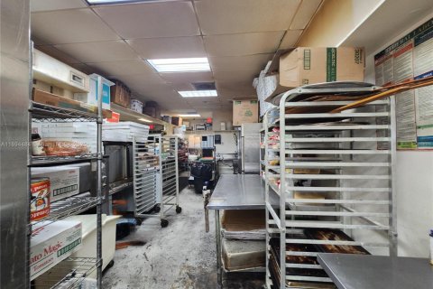 Immobilier commercial à vendre à Miami, Floride № 2013323 - photo 3