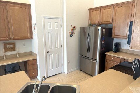 Townhouse in New Port Richey, Florida 2 bedrooms, 109.25 sq.m. № 1866939 - photo 17