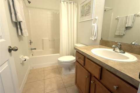 Townhouse in New Port Richey, Florida 2 bedrooms, 109.25 sq.m. № 1866939 - photo 15