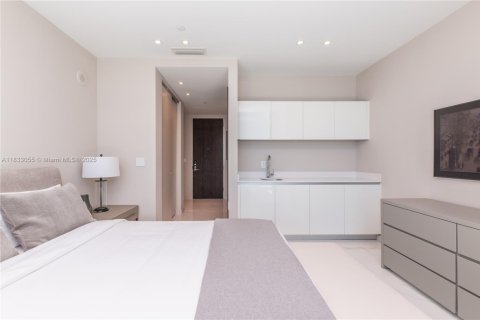 Copropriété à louer à Miami, Floride: 4 chambres, 371.14 m2 № 1934606 - photo 10