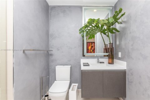 Copropriété à louer à Miami, Floride: 4 chambres, 371.14 m2 № 1934606 - photo 19