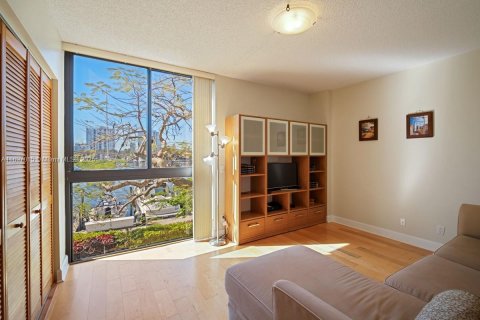 Купить кондоминиум в Авентура, Флорида 3 спальни, 130.62м2, № 1452015 - фото 22