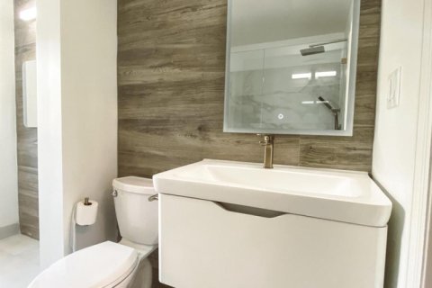 Condo in Lighthouse Point, Florida, 2 bedrooms  № 2083537 - photo 20
