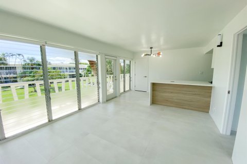 Condo in Lighthouse Point, Florida, 2 bedrooms  № 2083537 - photo 8