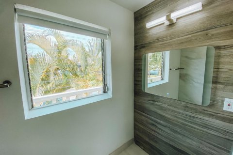 Condo in Lighthouse Point, Florida, 2 bedrooms  № 2083537 - photo 14