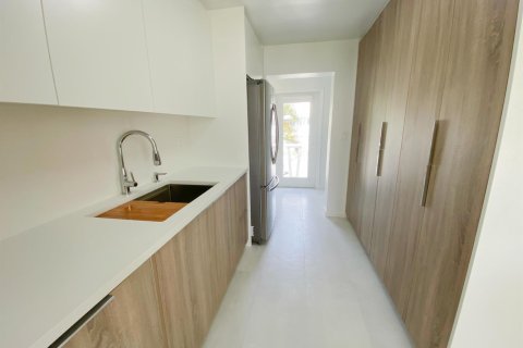 Condo in Lighthouse Point, Florida, 2 bedrooms  № 2083537 - photo 2