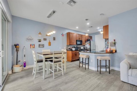 Adosado en venta en Melbourne, Florida, 4 dormitorios, 163.42 m2 № 2099154 - foto 14