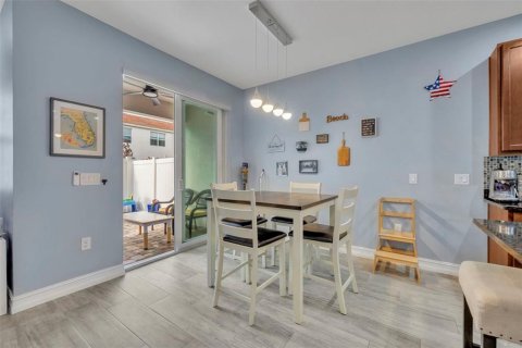 Adosado en venta en Melbourne, Florida, 4 dormitorios, 163.42 m2 № 2099154 - foto 15