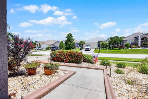 House in Davenport, Florida 4 bedrooms, 188.13 sq.m. № 1852551 - photo 7