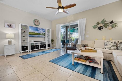 House in Davenport, Florida 4 bedrooms, 188.13 sq.m. № 1852551 - photo 13