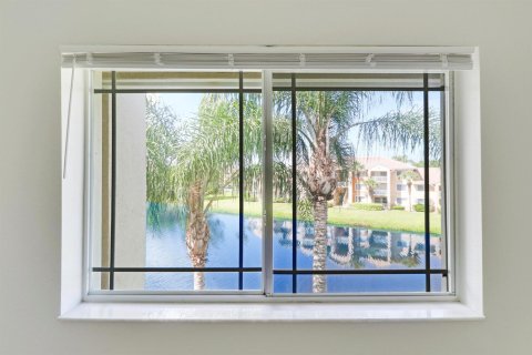 Condominio en venta en Port St. Lucie, Florida, 2 dormitorios, 95.97 m2 № 2241049 - foto 15