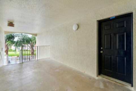 Condominio en venta en Port St. Lucie, Florida, 2 dormitorios, 95.97 m2 № 2241049 - foto 6