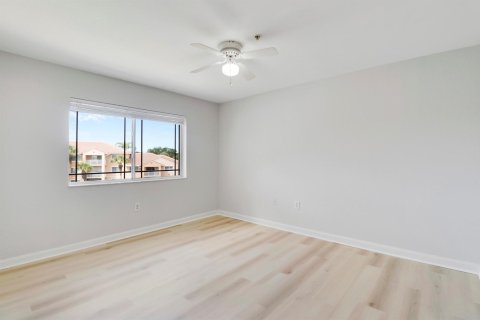 Condominio en venta en Port St. Lucie, Florida, 2 dormitorios, 95.97 m2 № 2241049 - foto 23