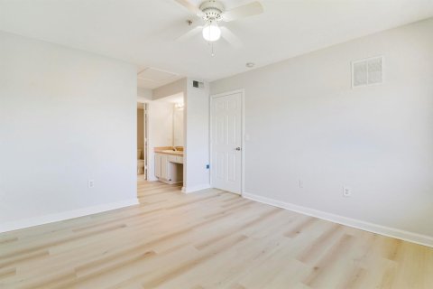 Condominio en venta en Port St. Lucie, Florida, 2 dormitorios, 95.97 m2 № 2241049 - foto 21