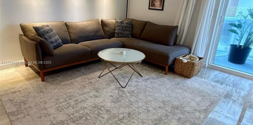 Condo à Miami Beach, Floride, 1 chambre № 1868213
