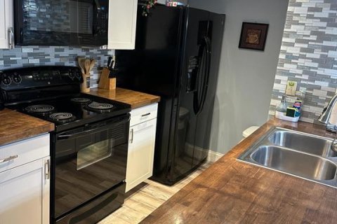 Apartamento en alquiler en Kissimmee, Florida, 3 dormitorios, 119.57 m2 № 1873127 - foto 8