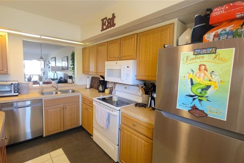 Condo in Englewood, Florida, 2 bedrooms  № 1652250 - photo 4