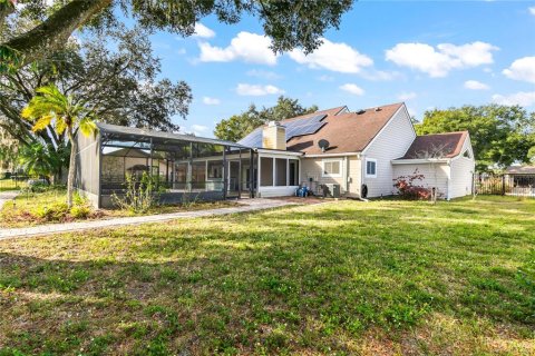 Villa ou maison à louer à Winter Springs, Floride: 4 chambres, 238.02 m2 № 2111111 - photo 10