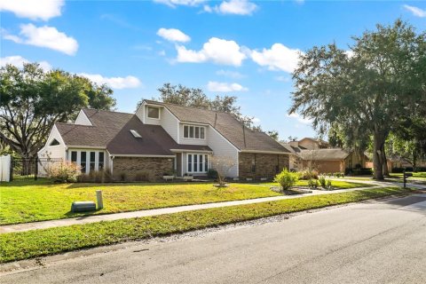 Villa ou maison à louer à Winter Springs, Floride: 4 chambres, 238.02 m2 № 2111111 - photo 4