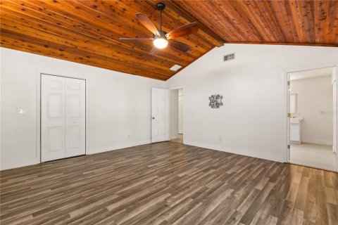 Villa ou maison à louer à Winter Springs, Floride: 4 chambres, 238.02 m2 № 2111111 - photo 24