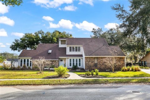 Villa ou maison à louer à Winter Springs, Floride: 4 chambres, 238.02 m2 № 2111111 - photo 2