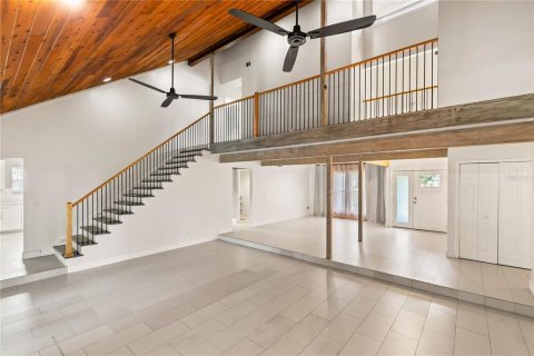Villa ou maison à louer à Winter Springs, Floride: 4 chambres, 238.02 m2 № 2111111 - photo 22