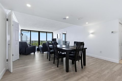 Copropriété à vendre à West Palm Beach, Floride: 2 chambres, 108.7 m2 № 2247939 - photo 6
