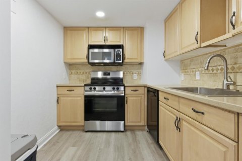 Copropriété à vendre à West Palm Beach, Floride: 2 chambres, 108.7 m2 № 2247939 - photo 4