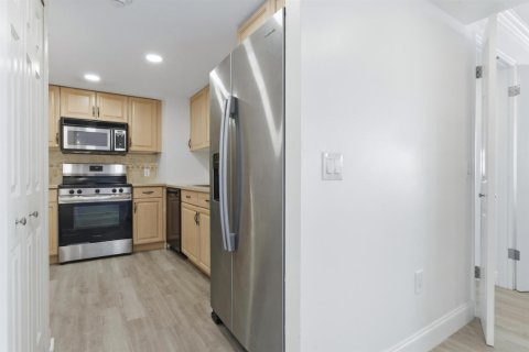 Copropriété à vendre à West Palm Beach, Floride: 2 chambres, 108.7 m2 № 2247939 - photo 5