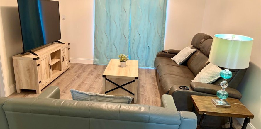 Condo in Coral Springs, Florida, 2 bedrooms  № 2083484