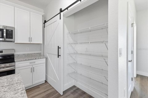 Снять в аренду квартиру в Пласида, Флорида 4 комнаты, 131.09м2, № 2199154 - фото 20