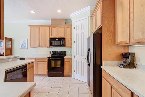 House in Poinciana, Florida 2 bedrooms, 149.94 sq.m. № 1561928 - photo 8