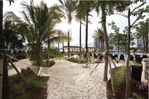 Снять в аренду кондоминиум в Майами-Бич, Флорида 1 спальня, 67.73м2, № 2009764 - фото 22