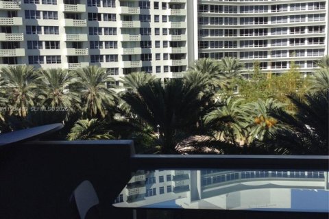 Снять в аренду кондоминиум в Майами-Бич, Флорида 1 спальня, 67.73м2, № 2009764 - фото 11