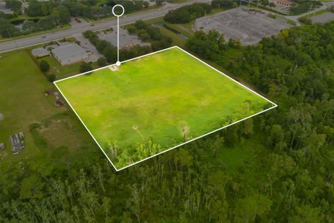 Terrain à Apopka, Floride № 2258272