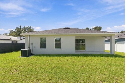 House in Wimauma, Florida 4 bedrooms, 148.36 sq.m. № 2156027 - photo 26