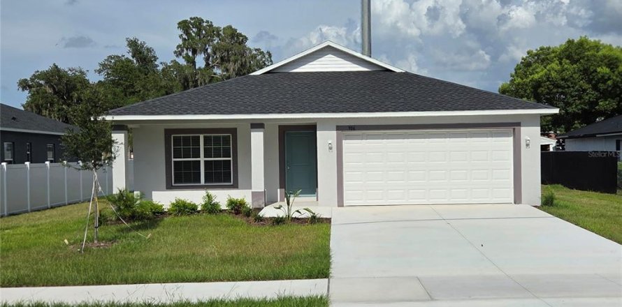 House in Wimauma, Florida 4 bedrooms, 148.36 sq.m. № 2156027